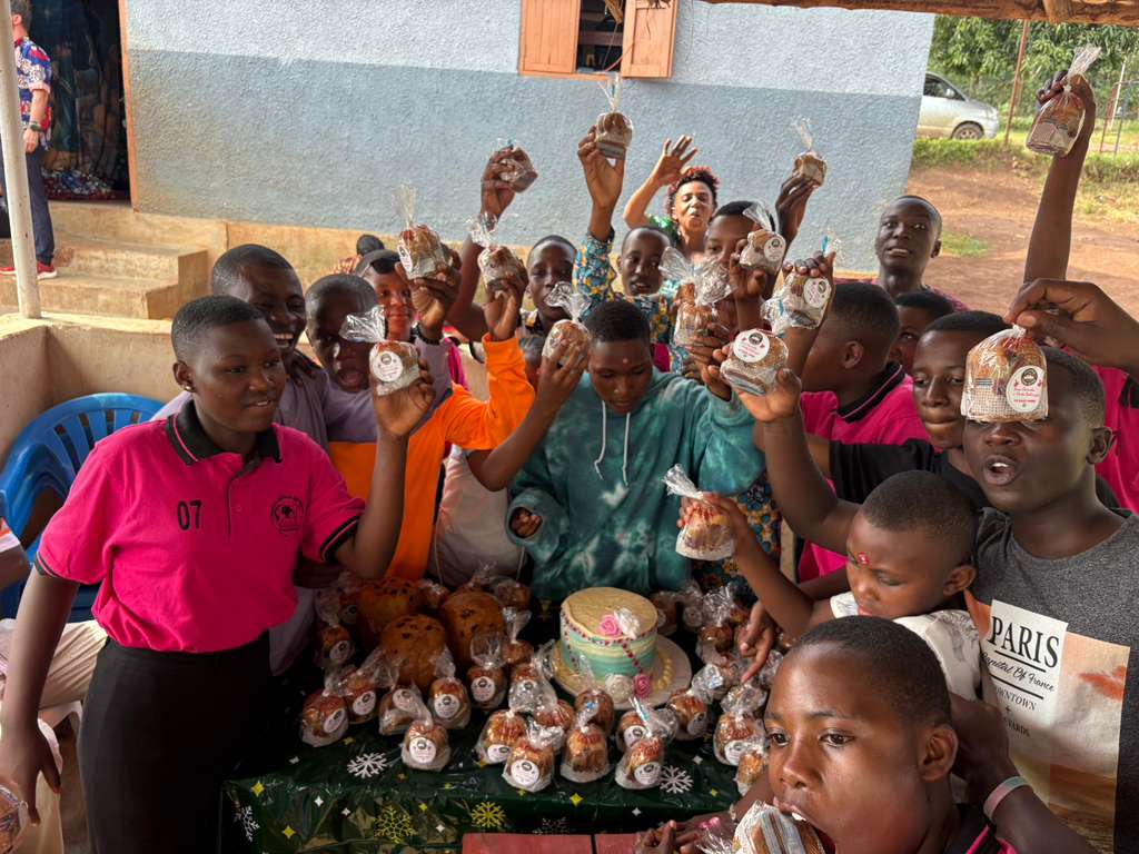 Fotos do trabalho voluntário em Uganda